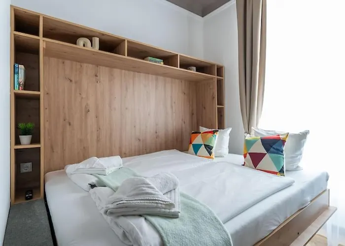 Suite, Self Check-in By Hm